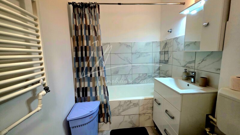 Basarab Se inchiriaza apartament 2 camere semidecomandat,